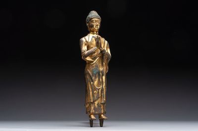 A fine Chinese gilt-bronze standing Buddha, Dali Kingdom, Yunnan, 11/12th C.