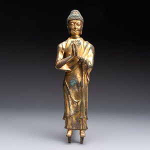A fine Chinese gilt-bronze standing Buddha, Dali Kingdom, Yunnan, 11/12th C. — photo 2