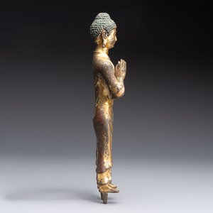 A fine Chinese gilt-bronze standing Buddha, Dali Kingdom, Yunnan, 11/12th C. — photo 5