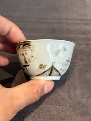 A fine Chinese gilt-decorated grisaille 'Xi Xiang Ji' cup and saucer, Yongzheng — photo 6