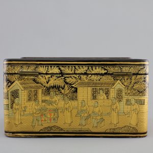 A fine Chinese gilt-laquered export tea caddy, 19th C. — photo 3
