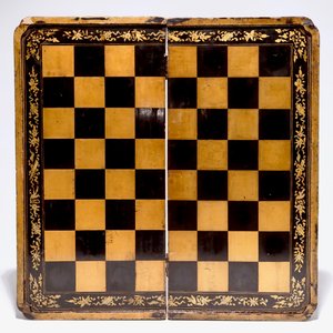 A fine Chinese lacquer chess and backgammon board with ivory game pieces, 19th C. — 照片 7