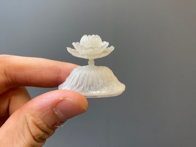 A fine Chinese Mughal style white jade teapot with floral design, 18/19th C. — 照片 5