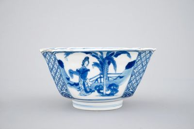 Un bol quadrangulaire en porcelaine de Chine, Kangxi, ca. 1700