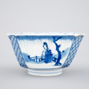 A fine Chinese porcelain blue and white square bowl, Kangxi, ca. 1700 — photo 4