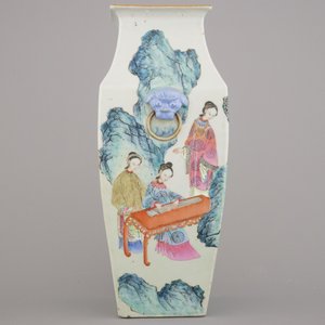 A fine Chinese porcelain famille rose tapered square vase, 19th C. — 照片 5