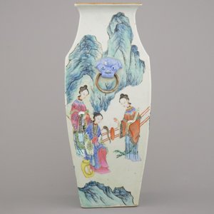 A fine Chinese porcelain famille rose tapered square vase, 19th C. — 照片 7