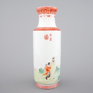 A fine Chinese porcelain rouleau vase, 20th C — foto 3