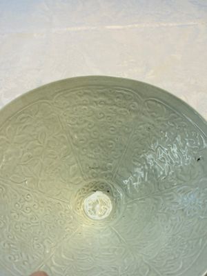 A fine Chinese qingbai conical bowl with incised floral design, Song — 照片 9