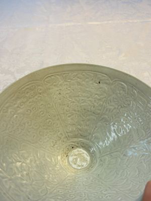 A fine Chinese qingbai conical bowl with incised floral design, Song — 照片 10