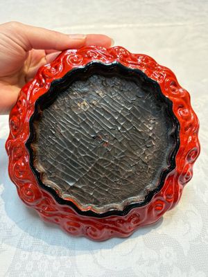 A fine Chinese red cinnabar lacquer flower-shaped 'Xi Wang Mu 西王母' dish, Ming — photo 7