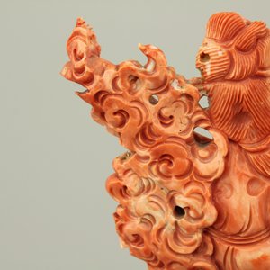 A fine Chinese red coral sculpted group of Guanyin playing the Qin, 19th C. — photo 12