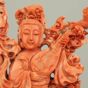 A fine Chinese red coral sculpted group of Guanyin playing the Qin, 19th C. — photo 9