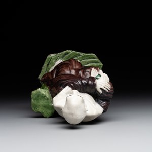 A fine Chinese sancai-glazed figure of a Luohan, Qianlong — foto 5
