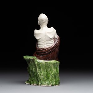 A fine Chinese sancai-glazed figure of a Luohan, Qianlong — 照片 3