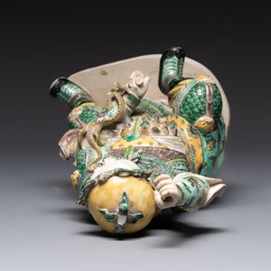 A fine Chinese verte biscuit sculpture of a warrior, 19th C. — photo 5
