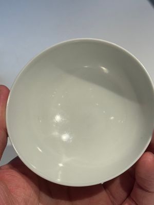 A fine Chinese white-glazed cup, Yongzheng mark and of the period — photo 12