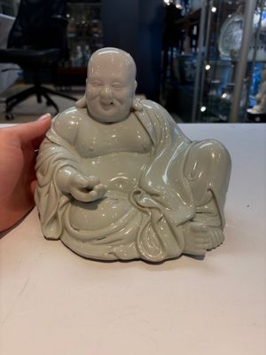 A fine Chinese white-glazed Milefo Buddha, 19th C. — photo 1