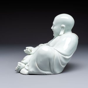 A fine Chinese white-glazed Milefo Buddha, 19th C. — photo 2
