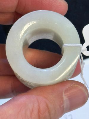 A fine Chinese white jade inscribed archer ring, Zigang 子岡 mark, 18th C. — 照片 21