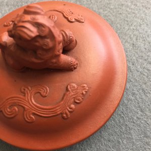 A fine Chinese Yixing teapot and cover, Kangxi — 照片 12