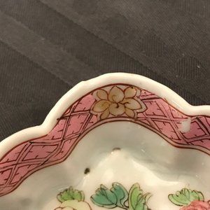 A fine collection of Chinese famille rose tea wares, Yongzheng/Qianlong — 照片 15