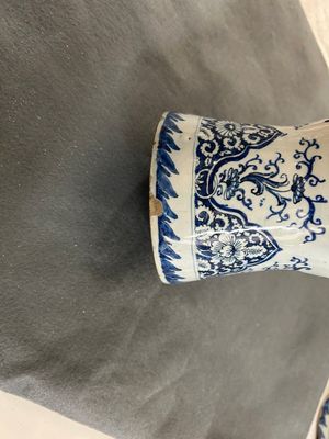 A fine Dutch Delft blue and white five-piece garniture, 1st quarter 18th C. — photo 10
