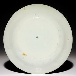 A fine Dutch Delft blue and white plate with men near a river, early 18th C. — photo 2