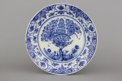 A fine Dutch Delft blue and white "Tea tree" pancake plate, ca. 1700