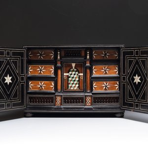 A fine ebony-veneered bone-inlaid cabinet, probably Italy, 19th C. — photo 3