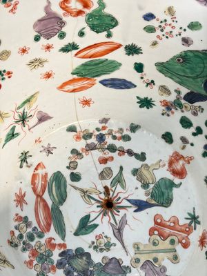 A fine famille verte-style 'Mythical Beasts and Fish' scroll pot or jardinière, Samson, Paris, 19th C. — foto 8