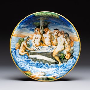 A fine Italian maiolica 'Banquet of Maritime Gods' dish, workshop of Domenico da Venezia, 3rd quarter 16th C. — photo 1