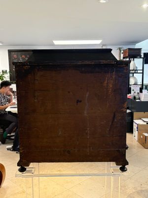 A fine Italian tortoiseshell- and ebony-veneered cabinet, Florence, 17th C. — photo 44