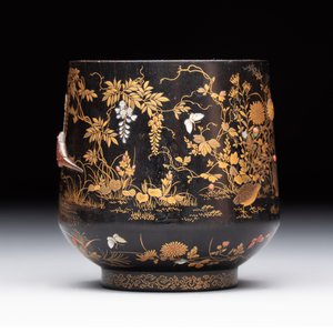 A fine Japanese Shibayama gilt-lacquer zitan cup, signed Dainippon Tokyo Seimusai 生霧齋 mark, Meiji, 19th C. — 照片 4