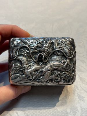 A fine Japanese silver 'Dragon' box, 19th C. — photo 6