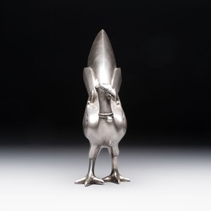 A fine Japanese silver phoenix, made by Toshihiko 敏彥造, silver 銀製 mark, Meiji/Taisho, 19/20th C. — photo 2