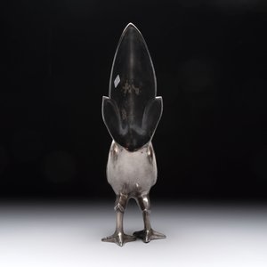 A fine Japanese silver phoenix, made by Toshihiko 敏彥造, silver 銀製 mark, Meiji/Taisho, 19/20th C. — photo 4