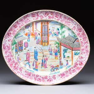 A fine large Chinese Canton famille rose dish with a palace garden scene, 19th C. — photo 1