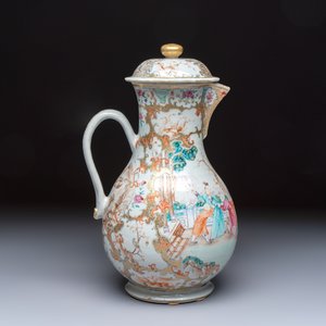 A fine large Chinese famille rose gilt-decorated 'Mandarin Subject' jug and cover, Qianlong — foto 4