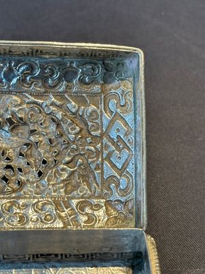 A fine Mongolian parcel-gilt silver 'qilin' box, 18/19th C. — photo 9