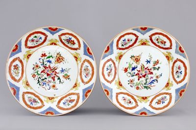 A fine pair of Chinese famille rose export plates, Yongzheng, 1722-1735