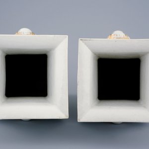 A fine pair of Chinese famille rose square vases, 19/20th C. — photo 6