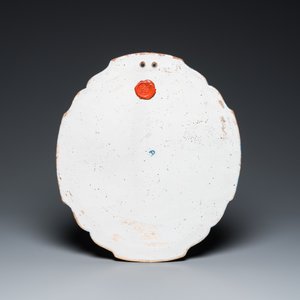 A fine polychrome Dutch Delft 'flower vase' plaque, 18th C. — photo 2