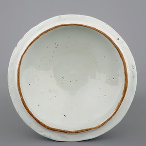 A fine polychrome faience tureen, Quimper, workshop of Caussy, 1750-1770 — 照片 6