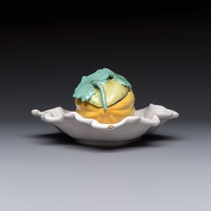 A fine polychrome Schrezheim faience 'Melon' tureen and cover, Germany, 18th C. — 照片 3