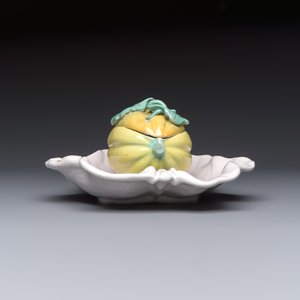 A fine polychrome Schrezheim faience 'Melon' tureen and cover, Germany, 18th C. — 照片 5
