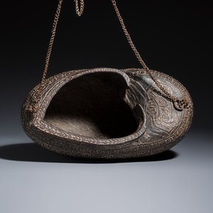 A fine Qajar coco de mer inscribed kashkul or beggar’s bowl — foto 6