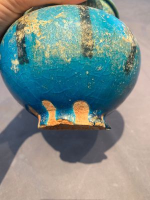 A fine Raqqa turquoise-glazed striped jar, Syria, 13th C. — photo 11