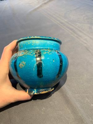 A fine Raqqa turquoise-glazed striped jar, Syria, 13th C. — photo 4