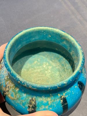 A fine Raqqa turquoise-glazed striped jar, Syria, 13th C. — photo 7